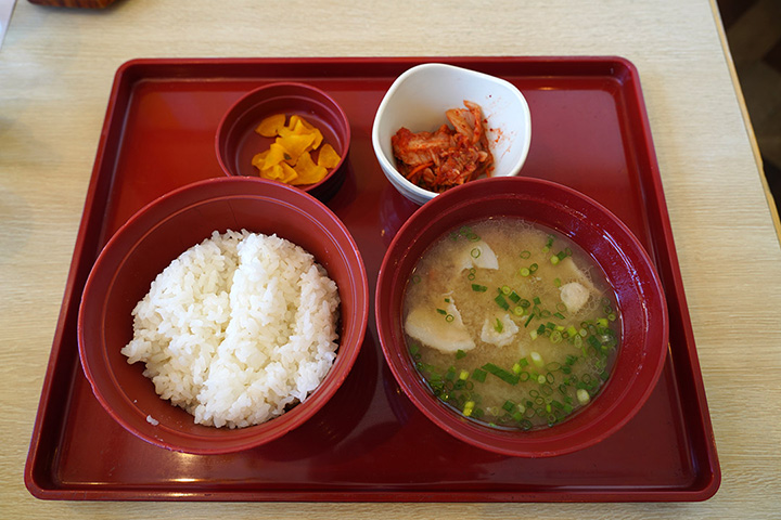 豚汁定食（キムチ）