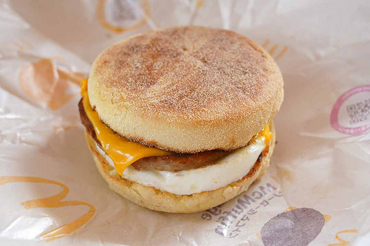 ソーセージエッグマフィン