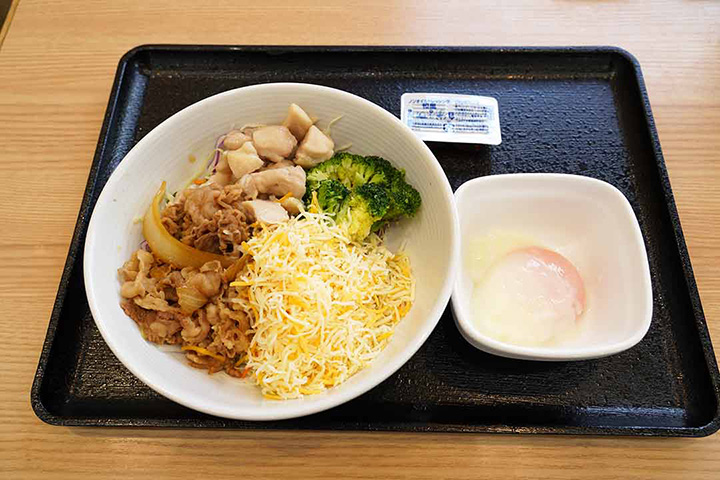 チーズ牛サラダ（ノンオイル和風）